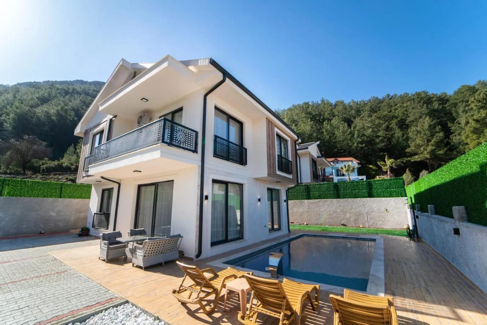 Doganin Icinde, Oezel Havuzlu, Bahceli Villa Fethiye Turkey